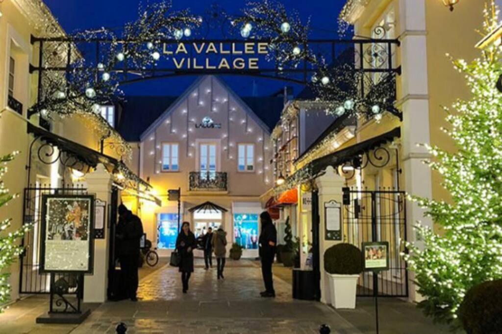 « Le City » Proche Aeroport Cdg, Parc Asterix, Disney, Dammartin-en-Goele Exteriör bild